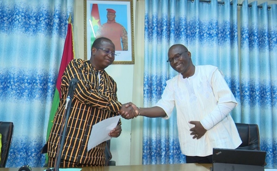 Cabinet du MEBAPLN : Yobgomdé Valentin BOUDA succède à Windpanga Michel Abdoul Kader KONDOMBO